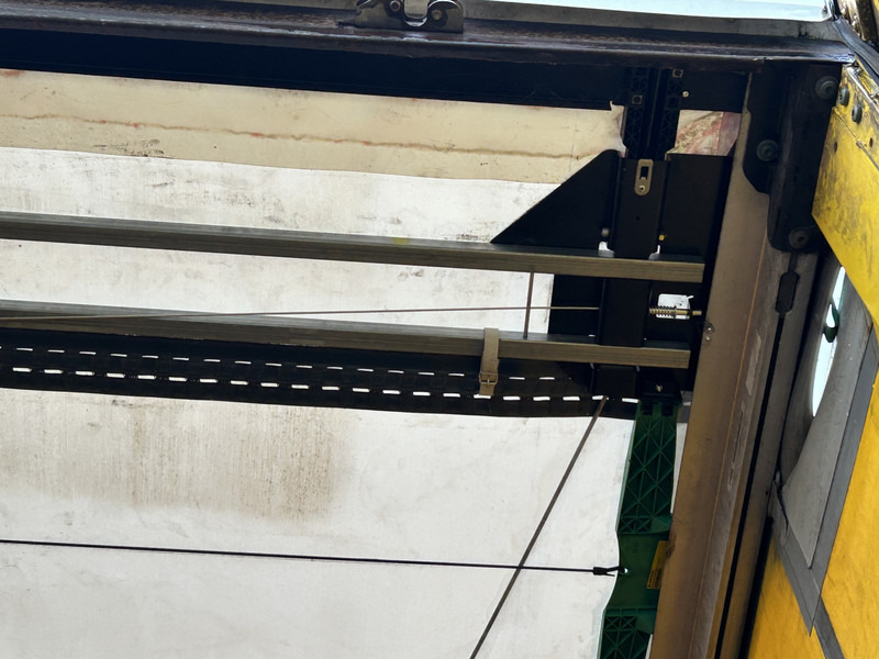 Krone Profi Liner / Schuifzeil / Kooi Aap / Stuur + Liftas / APK 05-26 - Semi-remorque rideaux coulissants: photos 4 Krone Profi Liner / Schuifzeil / Kooi Aap / Stuur + Liftas / APK 05-26 - Semi-remorque rideaux coulissants: photos 4