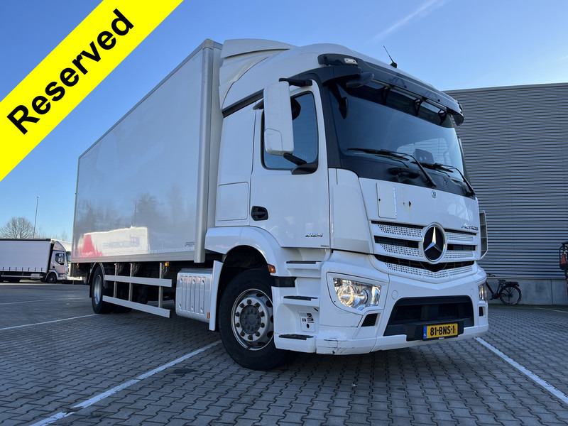 Mercedes-Benz Actros 2124 StreamSpace / 410 dkm / Box 7.5 mtr / Laadklep / APK 08-25 - Camion fourgon: photos 1 Mercedes-Benz Actros 2124 StreamSpace / 410 dkm / Box 7.5 mtr / Laadklep / APK 08-25 - Camion fourgon: photos 1