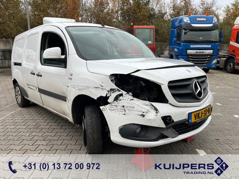 Mercedes-Benz Citan 109 CDI / Extra Lang / UNFALL / DAMAGE - Fourgonnette: photos 1 Mercedes-Benz Citan 109 CDI / Extra Lang / UNFALL / DAMAGE - Fourgonnette: photos 1