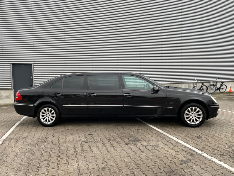 Mercedes-Benz E-Klasse / Limousine / 240 Avantgarde / 4-Matic / 8-pers / APK/TUV 09-2026 / - Berline: photos 2 Mercedes-Benz E-Klasse / Limousine / 240 Avantgarde / 4-Matic / 8-pers / APK/TUV 09-2026 / - Berline: photos 2