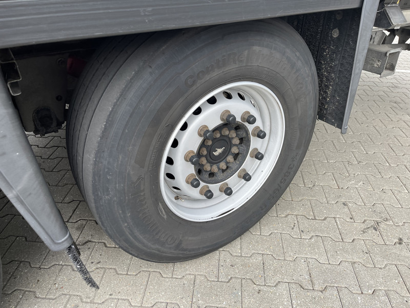 Crédit-bail de Schmitz Cargobull SCB S2 / Box Trailer / 2 axle / Loadlift / APK TUV 04-26 Schmitz Cargobull SCB S2 / Box Trailer / 2 axle / Loadlift / APK TUV 04-26: photos 11