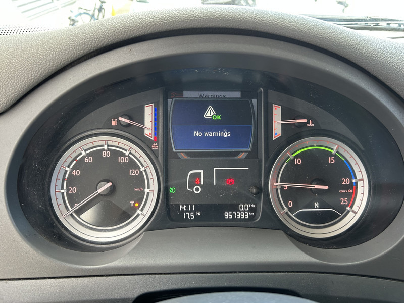 DAF CF 400 FT Space Cab / 957 dkm / NL Truck / APK TUV 02-26 - Tracteur routier: photos 4 DAF CF 400 FT Space Cab / 957 dkm / NL Truck / APK TUV 02-26 - Tracteur routier: photos 4