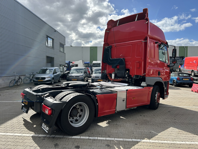 DAF CF 400 FT Space Cab / 957 dkm / NL Truck / APK TUV 02-26 - Tracteur routier: photos 2 DAF CF 400 FT Space Cab / 957 dkm / NL Truck / APK TUV 02-26 - Tracteur routier: photos 2