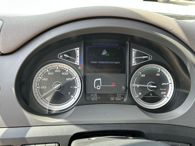 DAF CF 410 FT Space Cab / 281 dkm / Smart Tacho V2 / APK 01-26 - Tracteur routier: photos 4 DAF CF 410 FT Space Cab / 281 dkm / Smart Tacho V2 / APK 01-26 - Tracteur routier: photos 4