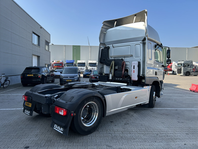 DAF CF 410 FT Space Cab / 309 dkm / Smart Tacho V2 / APK TUV 01-26 - Tracteur routier: photos 2 DAF CF 410 FT Space Cab / 309 dkm / Smart Tacho V2 / APK TUV 01-26 - Tracteur routier: photos 2