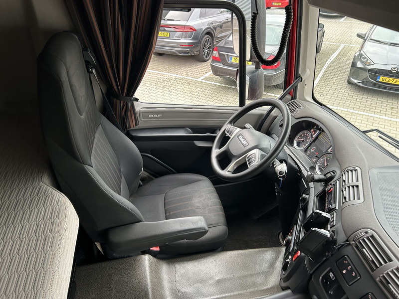 DAF CF 410 FT Space Cab / 717 dkm / Euro 6D / APK TUV 09-26 - Tracteur routier: photos 3 DAF CF 410 FT Space Cab / 717 dkm / Euro 6D / APK TUV 09-26 - Tracteur routier: photos 3
