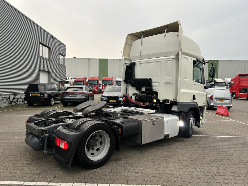 DAF CF 410 FT Space Cab / Mega / 787 dkm / Hefschotel / APK TUV 10-26 - Tracteur routier: photos 2 DAF CF 410 FT Space Cab / Mega / 787 dkm / Hefschotel / APK TUV 10-26 - Tracteur routier: photos 2