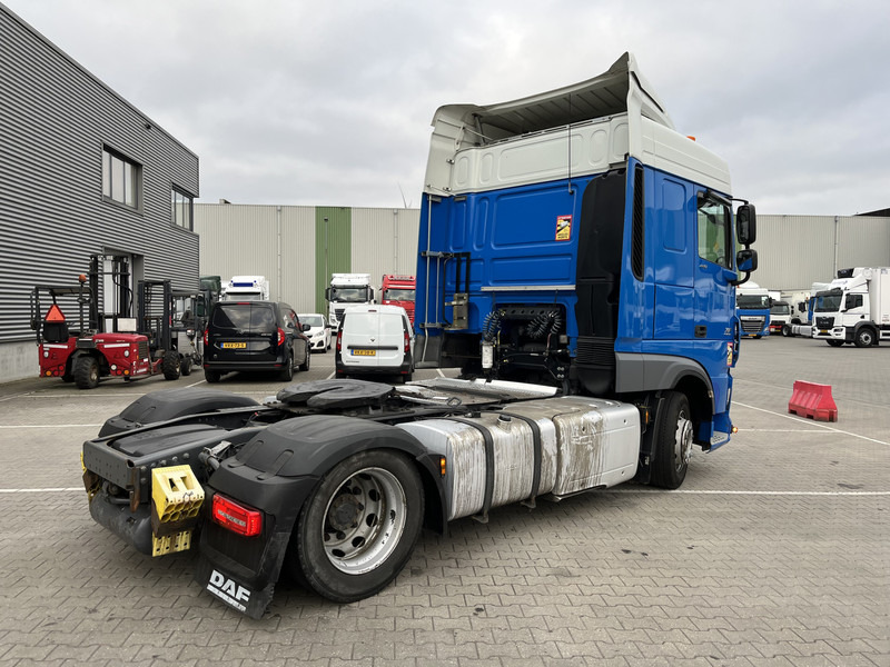 DAF XF 440 FT SC / Mega - Low Deck / 837 dkm / 2 Tanks / Stand Klima / Tacho V2 - Tracteur routier: photos 2 DAF XF 440 FT SC / Mega - Low Deck / 837 dkm / 2 Tanks / Stand Klima / Tacho V2 - Tracteur routier: photos 2