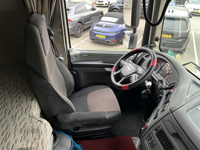 DAF XF 440 FT SC / Smart Tacho V2 / 2 Tanks / StandAirco / APK TUV 09-26 - Tracteur routier: photos 3 DAF XF 440 FT SC / Smart Tacho V2 / 2 Tanks / StandAirco / APK TUV 09-26 - Tracteur routier: photos 3