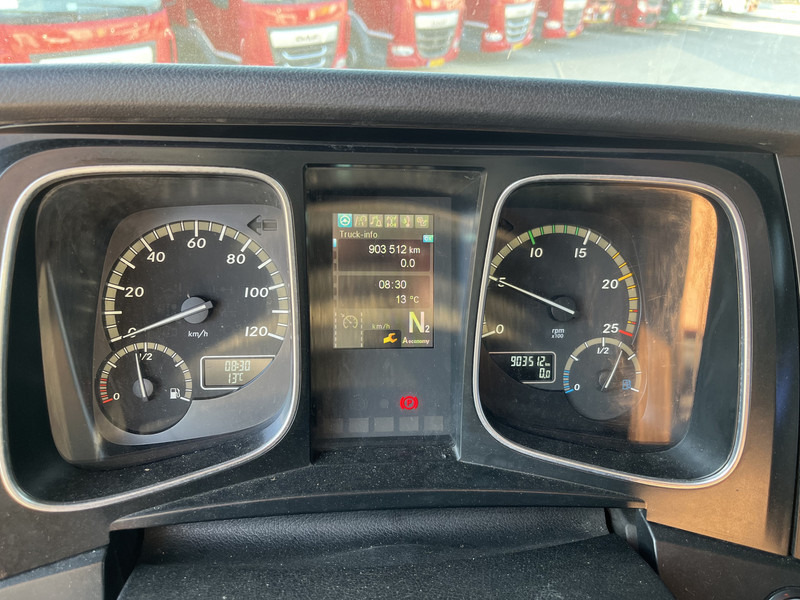 Mercedes-Benz Actros 1842 StreamSpace / 903 dkm / 2 Tanks / NL Truck - Tracteur routier: photos 4 Mercedes-Benz Actros 1842 StreamSpace / 903 dkm / 2 Tanks / NL Truck - Tracteur routier: photos 4