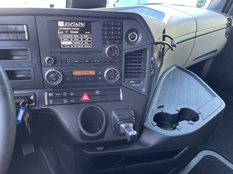 Mercedes-Benz Actros 1842 Streamspace / 838 dkm / 2 Tanks / NL Truck - Tracteur routier: photos 5 Mercedes-Benz Actros 1842 Streamspace / 838 dkm / 2 Tanks / NL Truck - Tracteur routier: photos 5