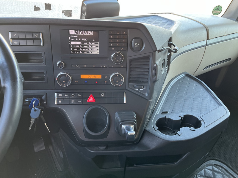 Mercedes-Benz Actros 1842 Streamspace / 855 dkm / 2 Tanks / NL Truck - Tracteur routier: photos 5 Mercedes-Benz Actros 1842 Streamspace / 855 dkm / 2 Tanks / NL Truck - Tracteur routier: photos 5
