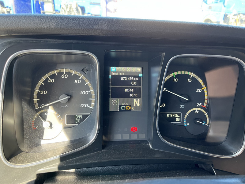 Mercedes-Benz Actros 1842 Streamspace / 873 dkm / 2 Tanks / NL Truck - Tracteur routier: photos 4 Mercedes-Benz Actros 1842 Streamspace / 873 dkm / 2 Tanks / NL Truck - Tracteur routier: photos 4