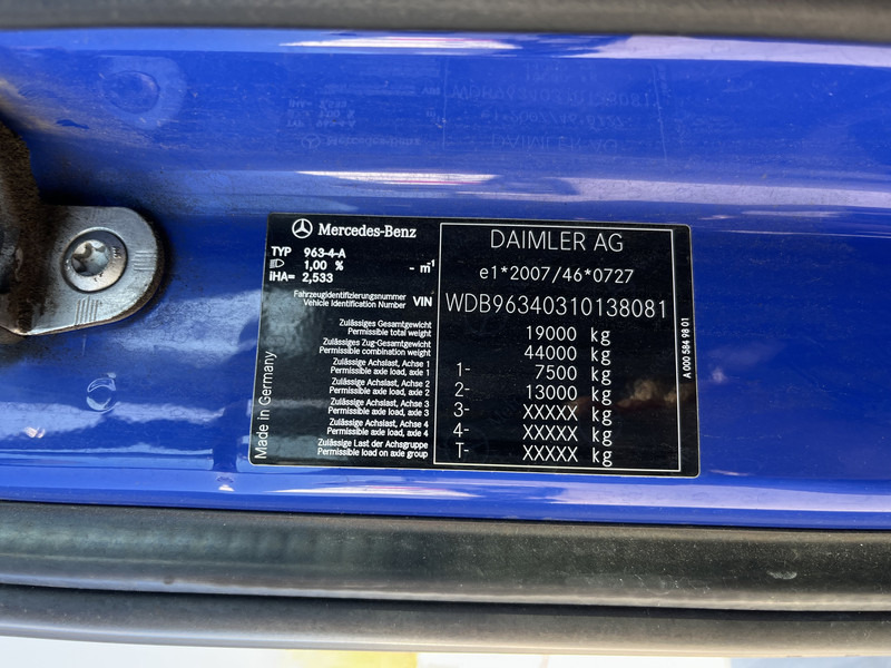Tracteur routier Mercedes-Benz Actros 1842 Streamspace / 945 dkm / 2 Tanks / NL Truck: photos 18