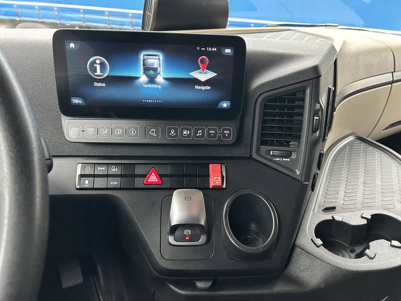 Mercedes-Benz Actros 1845 Gigaspace / Tacho V2 / Blower - PTO / Stand Airco / APK 04-26 - Tracteur routier: photos 5 Mercedes-Benz Actros 1845 Gigaspace / Tacho V2 / Blower - PTO / Stand Airco / APK 04-26 - Tracteur routier: photos 5