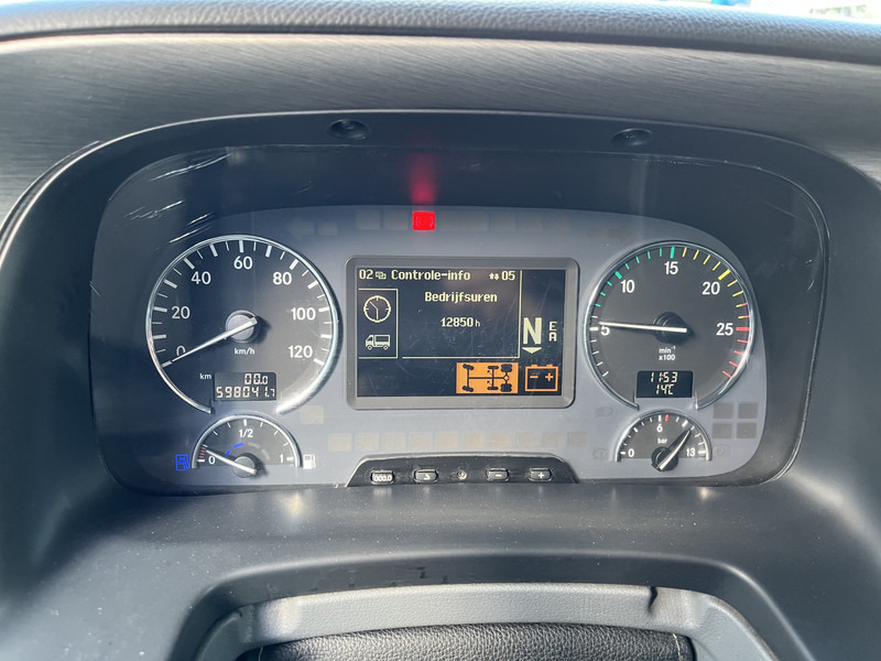 Mercedes-Benz Actros 2546 V6 / MP3 F04 Megaspace / 598 dkm / 6x2 Steer + Lift / NL Truck - Tracteur routier: photos 4 Mercedes-Benz Actros 2546 V6 / MP3 F04 Megaspace / 598 dkm / 6x2 Steer + Lift / NL Truck - Tracteur routier: photos 4