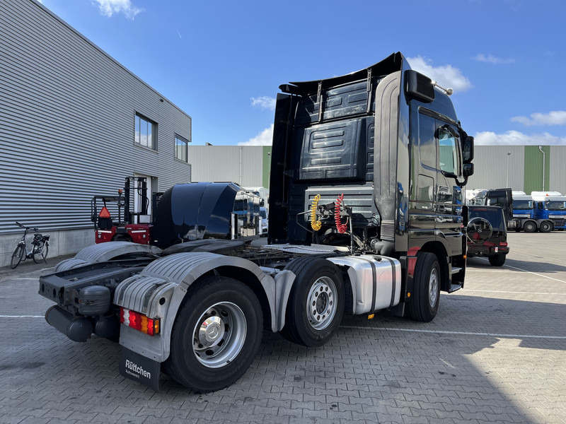 Mercedes-Benz Actros 2546 V6 / MP3 F04 Megaspace / 598 dkm / 6x2 Steer + Lift / NL Truck - Tracteur routier: photos 2 Mercedes-Benz Actros 2546 V6 / MP3 F04 Megaspace / 598 dkm / 6x2 Steer + Lift / NL Truck - Tracteur routier: photos 2