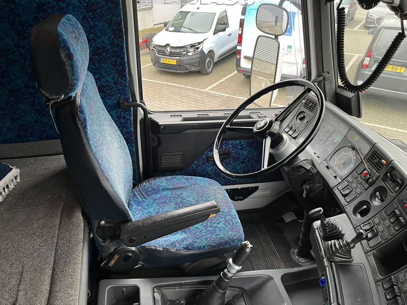 Scania R 143H V8 500 Streamline / V8 Sound / Retarder / Old Skool Classic - Tracteur routier: photos 3 Scania R 143H V8 500 Streamline / V8 Sound / Retarder / Old Skool Classic - Tracteur routier: photos 3