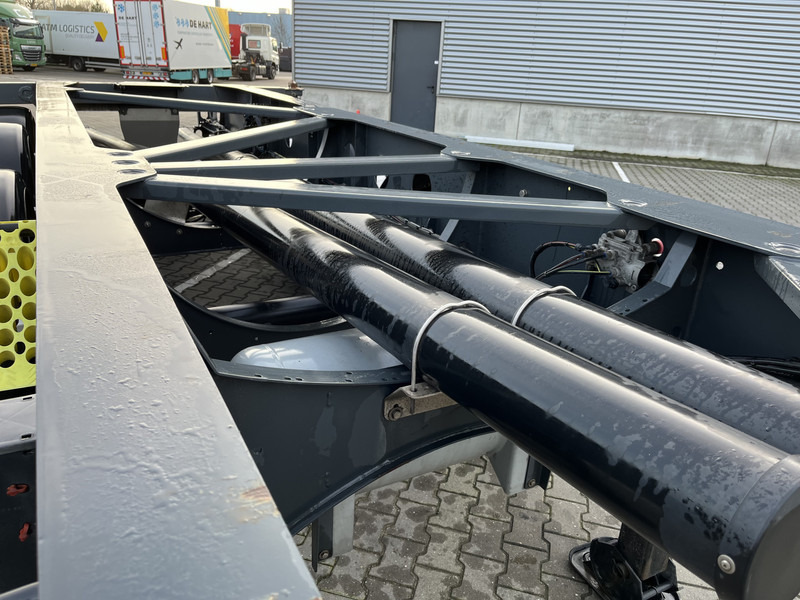Van Hool A3C002 / ADR / 3x SAF / 20 FT Container / TE HUUR - Semi-remorque porte-conteneur/ Caisse mobile: photos 3 Van Hool A3C002 / ADR / 3x SAF / 20 FT Container / TE HUUR - Semi-remorque porte-conteneur/ Caisse mobile: photos 3