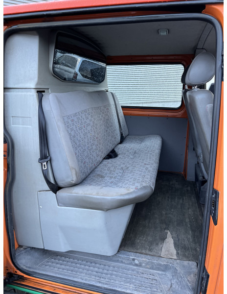 Fourgonnette, Utilitaire double cabine Volkswagen Transporter T5 2.5 TDI / L2 H1 / Double Cabin / Tow Bar: photos 9