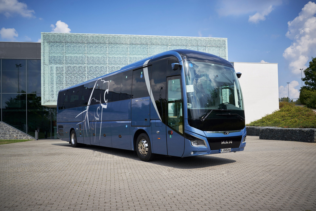 MAN Lions Coach R07 Euro 6E - Autocar: photos 2 MAN Lions Coach R07 Euro 6E - Autocar: photos 2