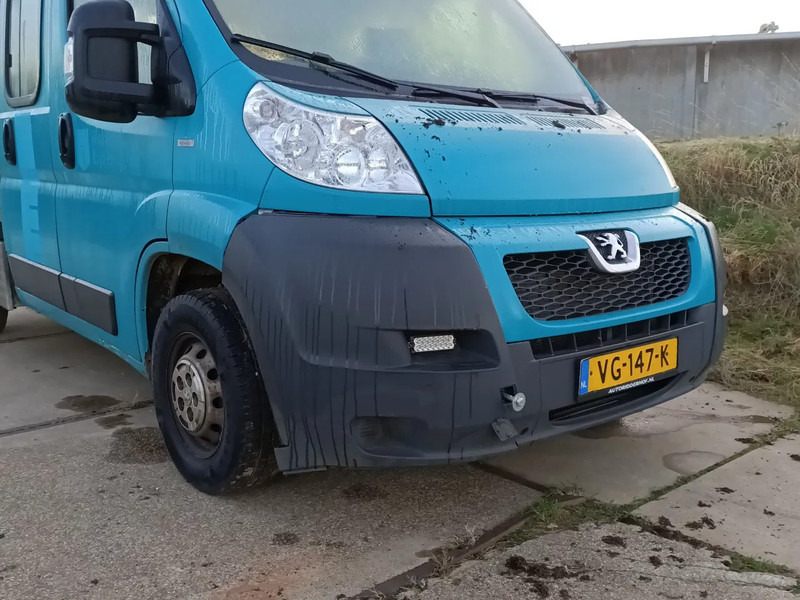 Peugeot Boxer 2.2 HDI Pickup - Fourgonnette: photos 4 Peugeot Boxer 2.2 HDI Pickup - Fourgonnette: photos 4