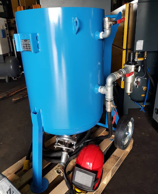 Matériel de chantier neuf PIASKARKA OCZYSZCZARKA CLEMCO 200L KOMPLET: photos 6