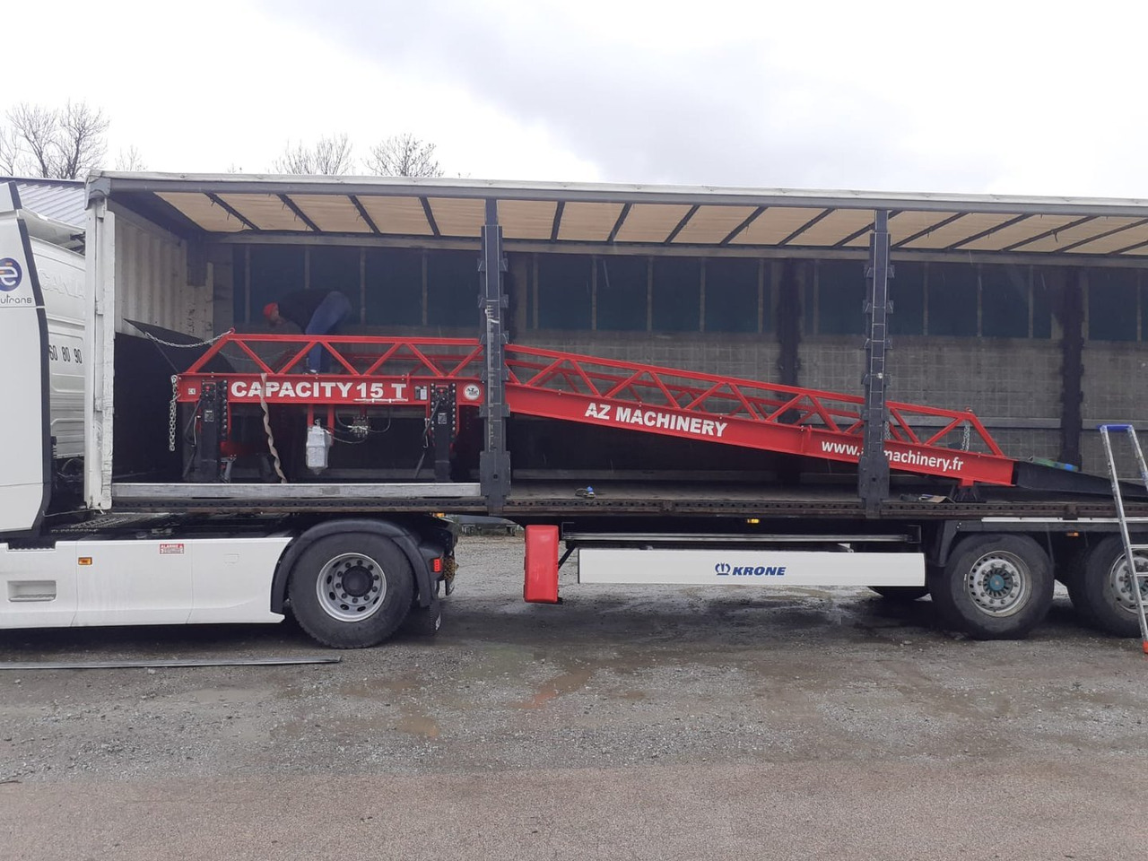 Rampe de chargement neuf Loading Ramp with with hydraulic tilting bridge -  AZ RAMP - STAR- 15T. 15 ton capacity: photos 17
