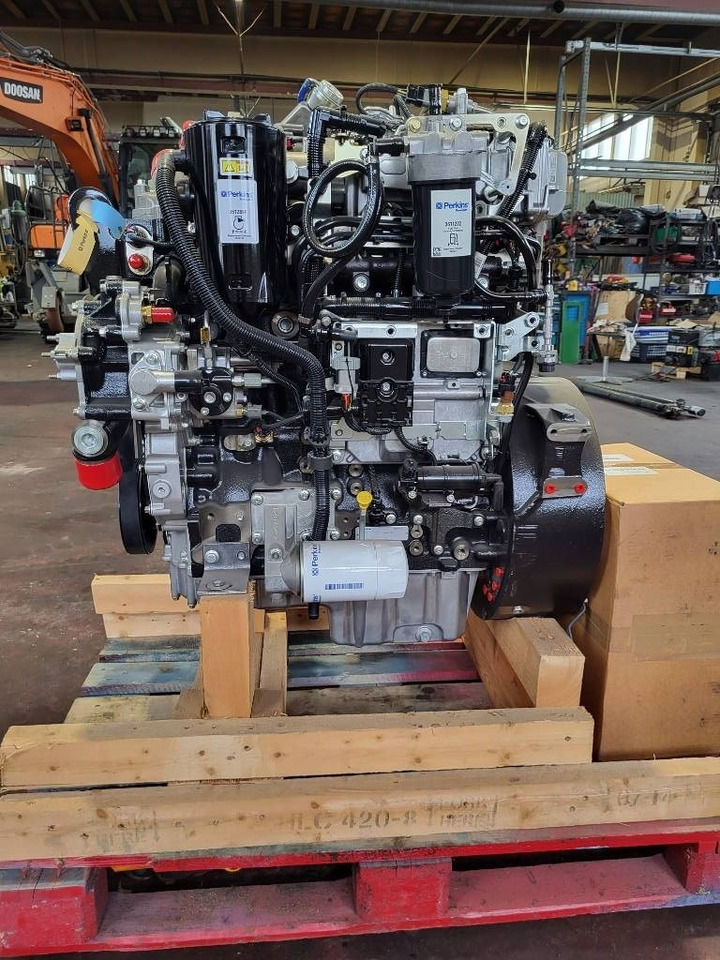 Perkins 1204E-E44TA - Moteur pour Camion: photos 1 Perkins 1204E-E44TA - Moteur pour Camion: photos 1