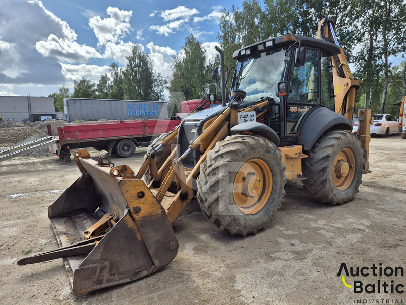 Case 695 SR-4 PS - Tractopelle: photos 4 Case 695 SR-4 PS - Tractopelle: photos 4