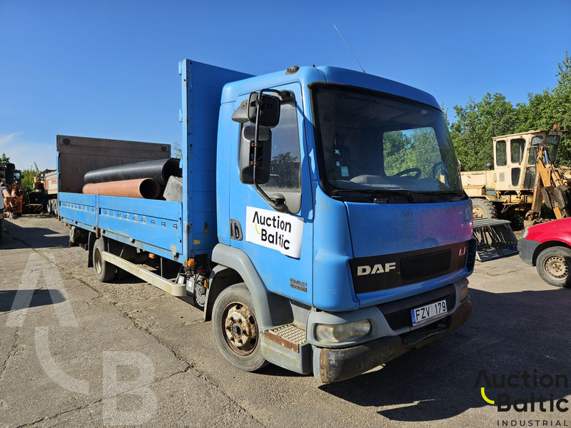 DAF FA LF 45.150 - Camion plateau: photos 1 DAF FA LF 45.150 - Camion plateau: photos 1