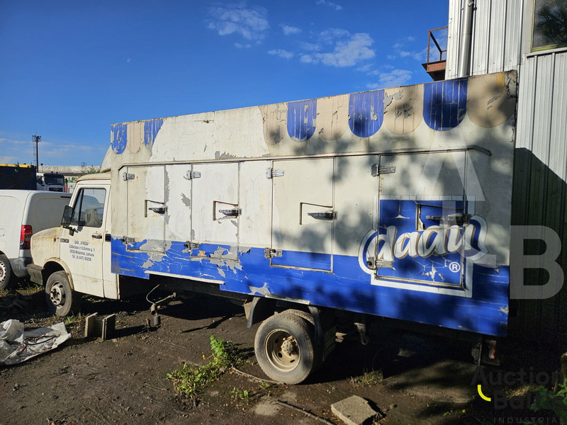 DAF V 400 - Fourgon grand volume: photos 2 DAF V 400 - Fourgon grand volume: photos 2