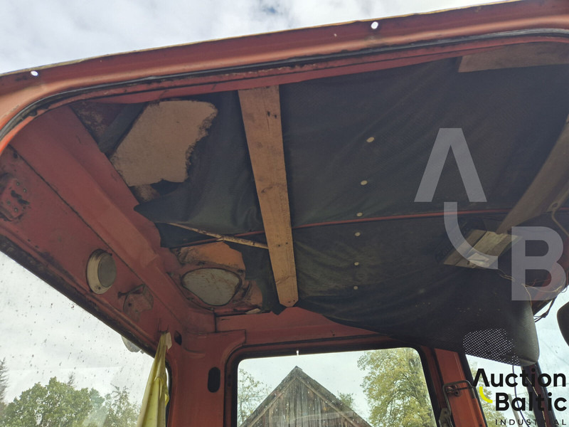 Bulldozer DT-75: photos 7