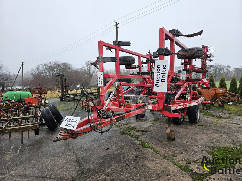 Horsch Terrano 6 FG - Bineuse: photos 1 Horsch Terrano 6 FG - Bineuse: photos 1