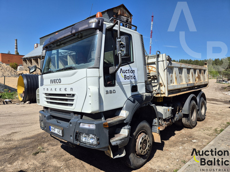 Iveco AD 260T - Camion benne: photos 1 Iveco AD 260T - Camion benne: photos 1