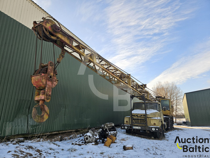 KRAZ 25 KC4562 - Grue tout-terrain: photos 1 KRAZ 25 KC4562 - Grue tout-terrain: photos 1