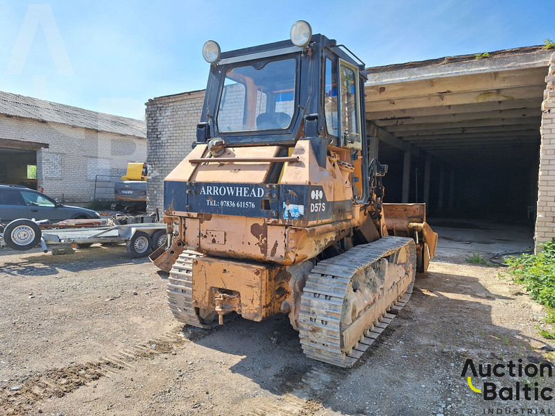 Komatsu D57S-1 - Chargeuse sur chenilles: photos 3 Komatsu D57S-1 - Chargeuse sur chenilles: photos 3