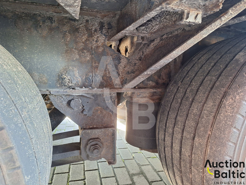 Semi-remorque rideaux coulissants Krone SDP 27: photos 16 Semi-remorque rideaux coulissants Krone SDP 27: photos 16