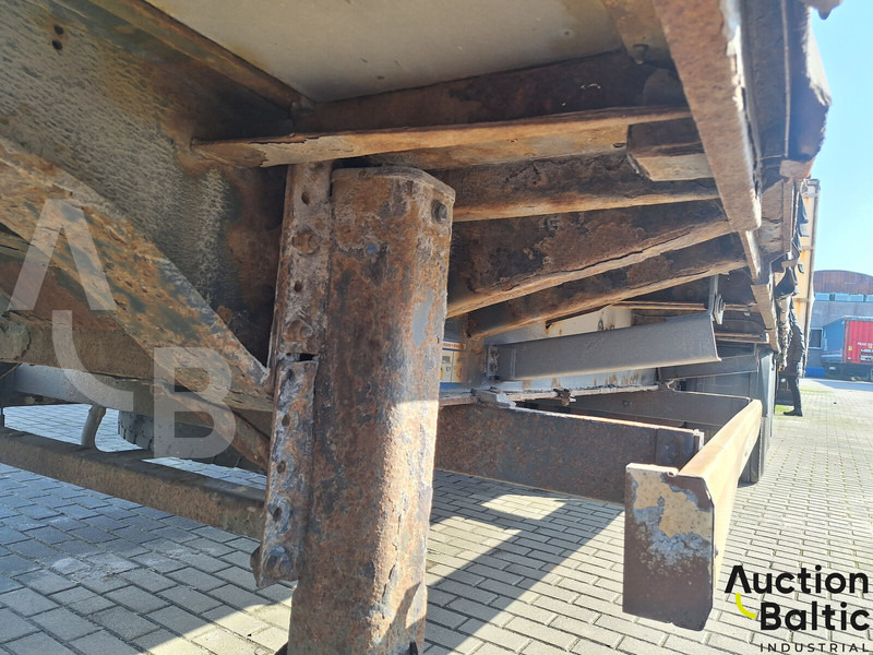 Semi-remorque rideaux coulissants Krone SDP 27: photos 18 Semi-remorque rideaux coulissants Krone SDP 27: photos 18