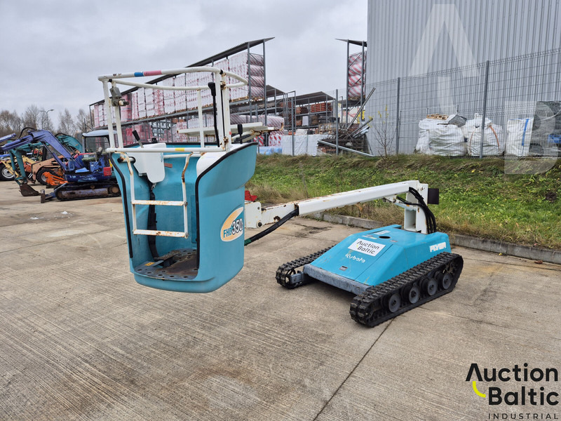 Kubota FHD 350 C - Nacelle articulée: photos 1 Kubota FHD 350 C - Nacelle articulée: photos 1