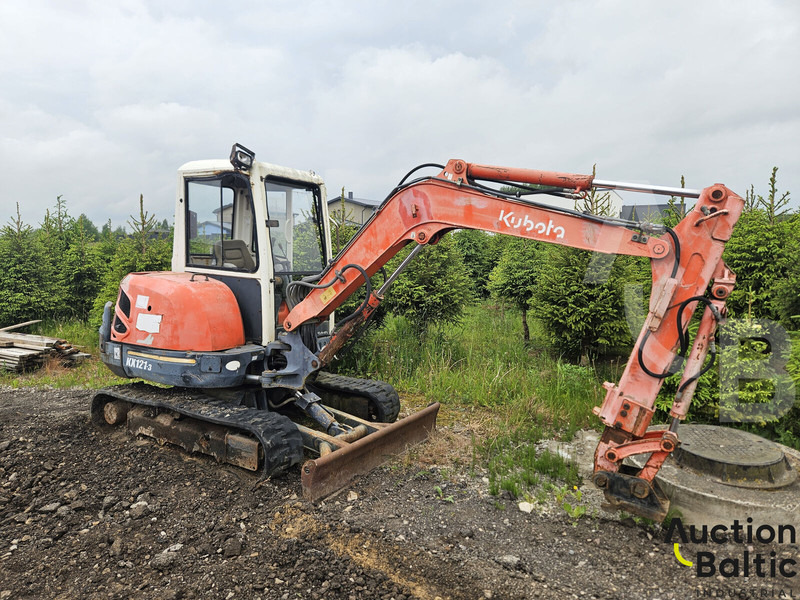 Kubota KX 121-3 - Mini pelle: photos 2 Kubota KX 121-3 - Mini pelle: photos 2