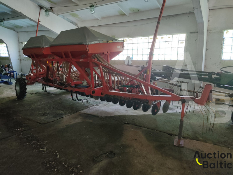 Kverneland DT-6 - Semoir/ Planteuse: photos 2 Kverneland DT-6 - Semoir/ Planteuse: photos 2