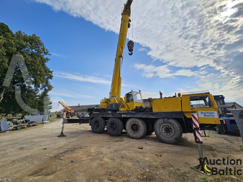Liebherr LTM 1060 - Grue auxiliaire: photos 4 Liebherr LTM 1060 - Grue auxiliaire: photos 4