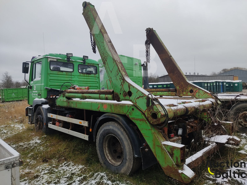 MAN 18.284 - Camion multibenne: photos 4 MAN 18.284 - Camion multibenne: photos 4