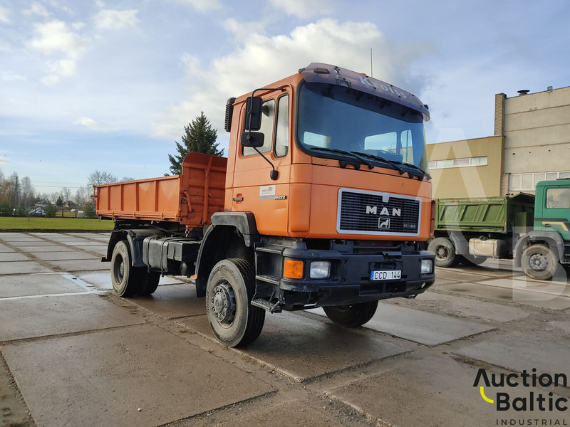MAN 19.272 - Camion benne: photos 2 MAN 19.272 - Camion benne: photos 2