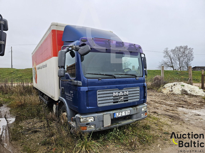 MAN TGL12.210 BL - Camion fourgon: photos 2 MAN TGL12.210 BL - Camion fourgon: photos 2