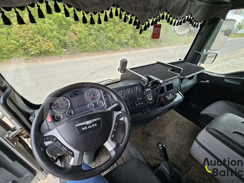 Camion à rideaux coulissants MAN TGL8.250: photos 7