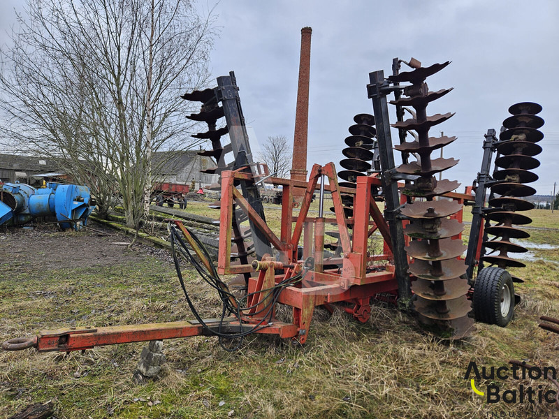 Massey Ferguson Ferguson - Cover crop: photos 2 Massey Ferguson Ferguson - Cover crop: photos 2