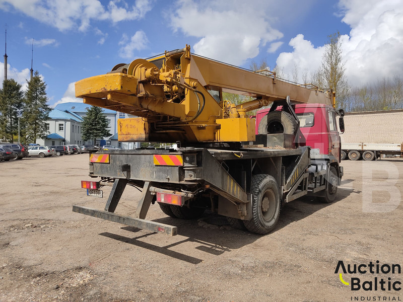 Maz 533731 - Grue tout-terrain: photos 5 Maz 533731 - Grue tout-terrain: photos 5