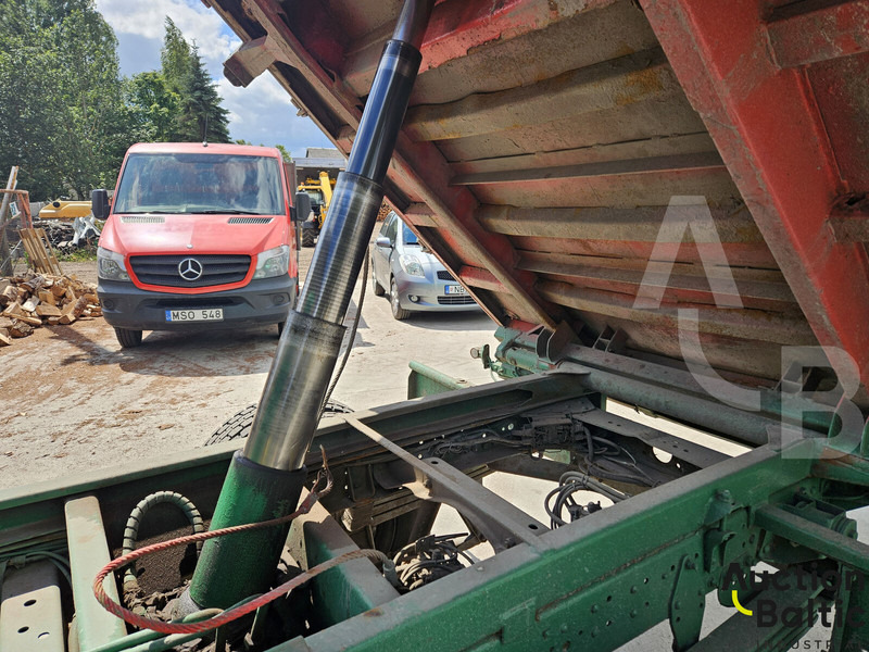 Camion benne Mercedes-Benz 914: photos 11